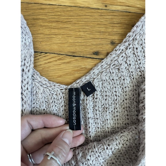 Moon & Madison Large Crochet Knit Tank Top Sleeveless Light Tan Cream Boho - Picture 2 of 8